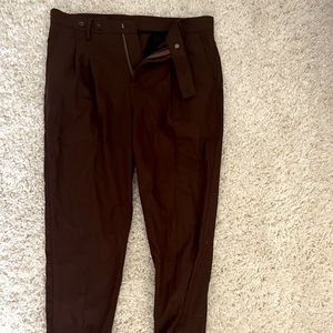 Brown pleated pants